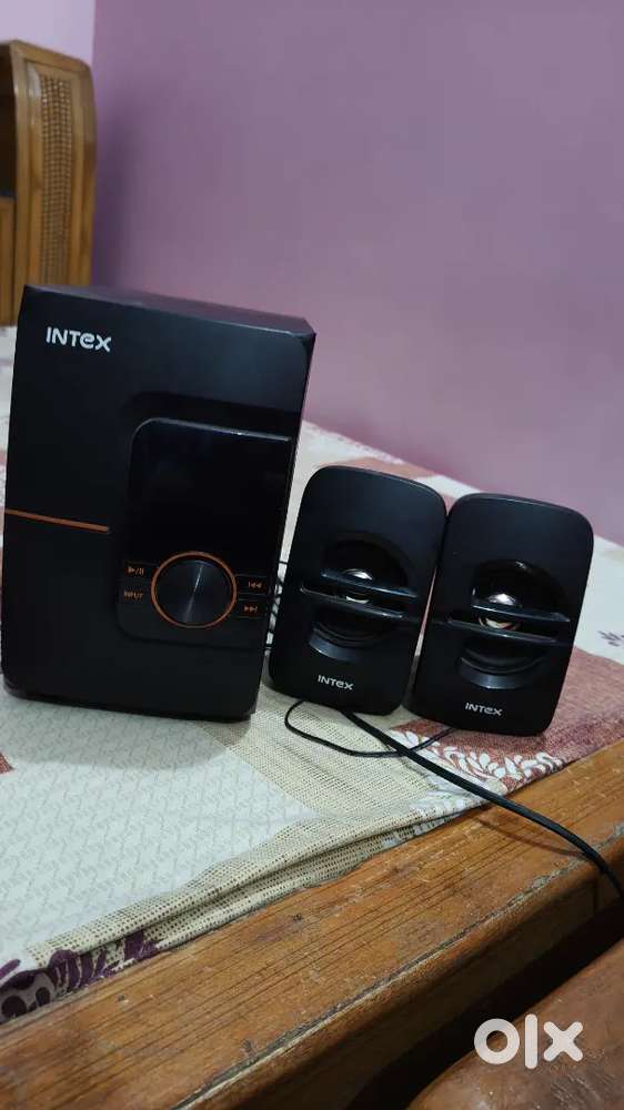Intex home theatre sound set.. excellent condition