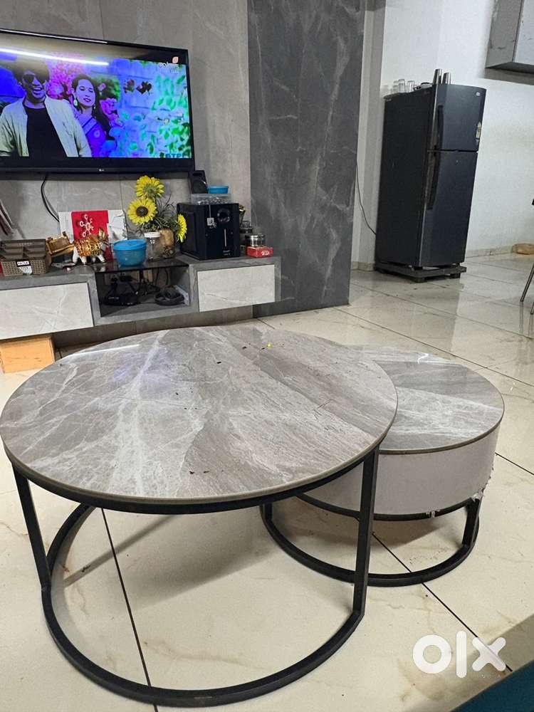Hall table
