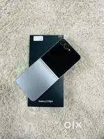 SAMSUNG GALAXY Z FLIP 6 12GB/256GB SILVER SHADOW 3 MONTH OLD PHONE