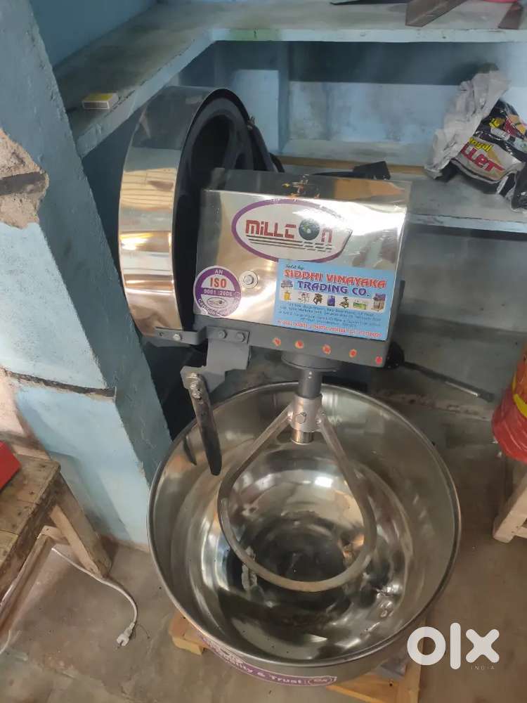 కొత్తది పిండి కలిపే మిషన్ 10kgs ది