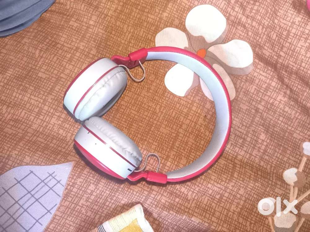 Amazing Bluetooth headphones best colour best design
