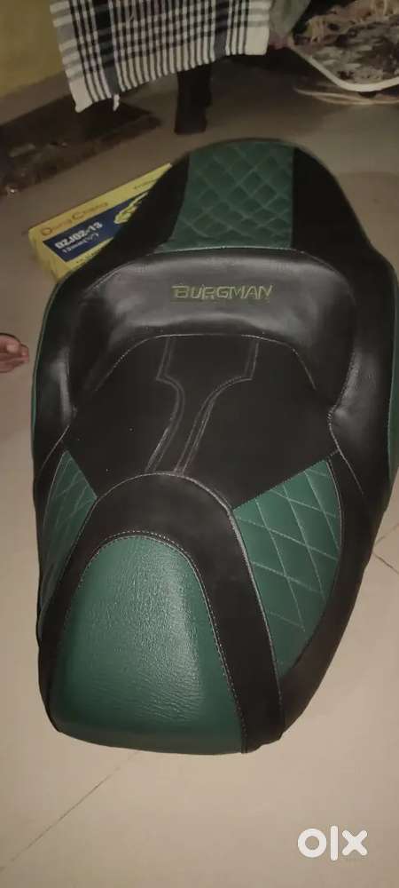 Suzuki Burgman Maharaja sit