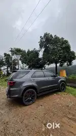 Toyota Fortuner 2010