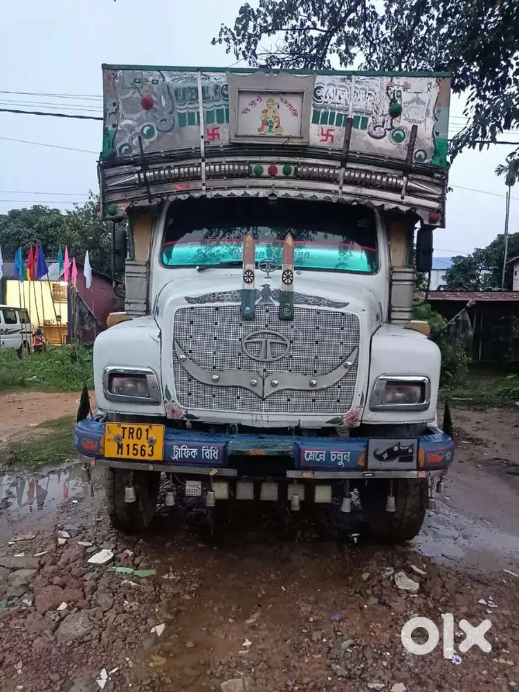 Tata 1613 tc truck. 40 crown. 40 gear box