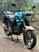 YAMAHA FZ -S