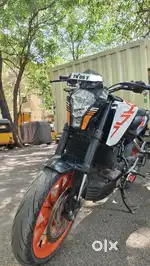KTM duke 125