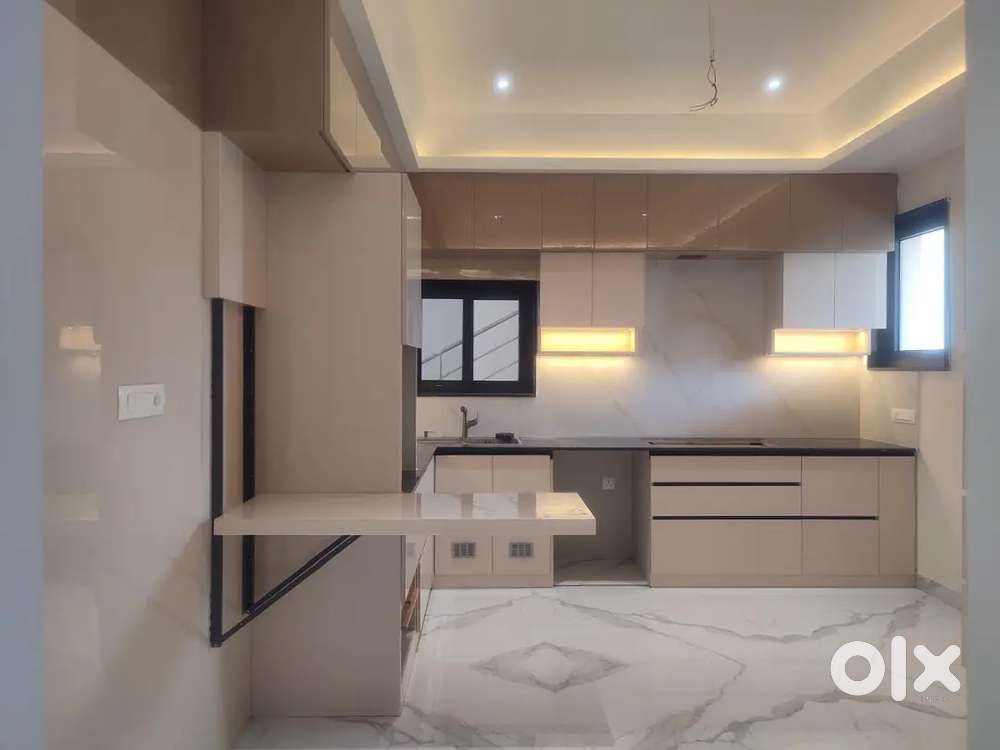 handover experts with certified engineer's