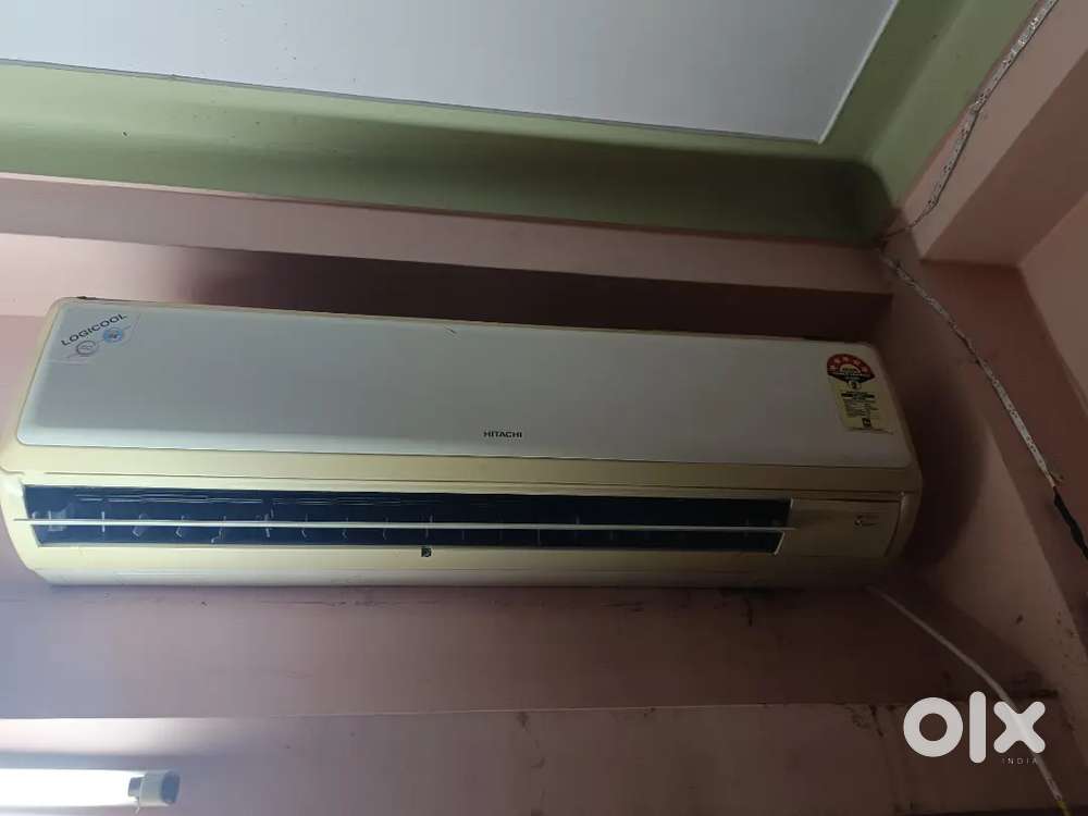 Hitachi ac 1.5 ton