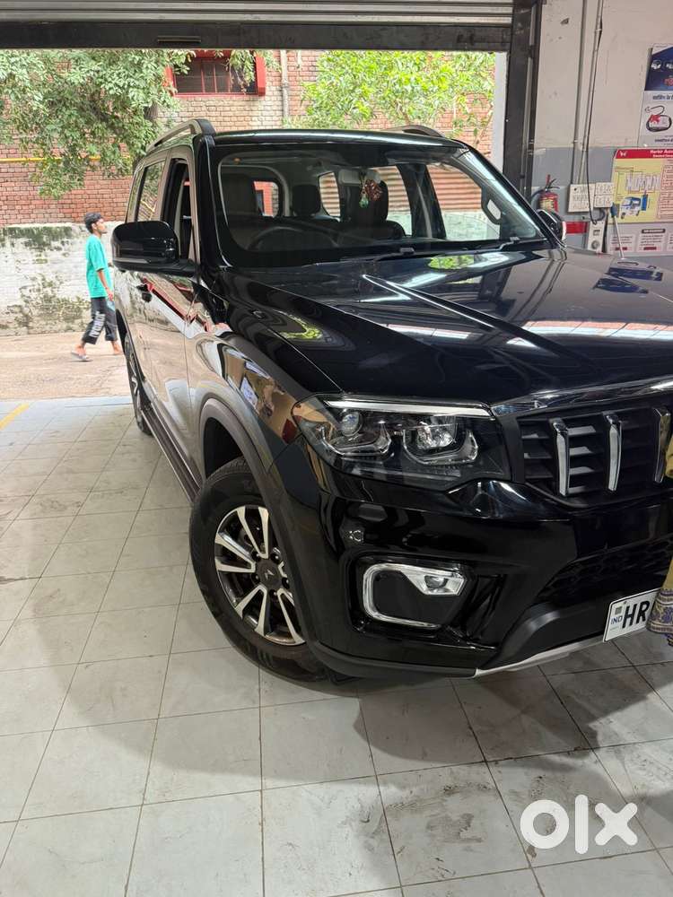 Mahindra Scorpio-N 2.2 Z8 L Diesel MT 4WD 7 Str, 2025, Diesel