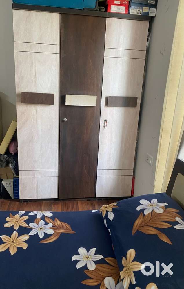 Bed + Cupboard + Dressing