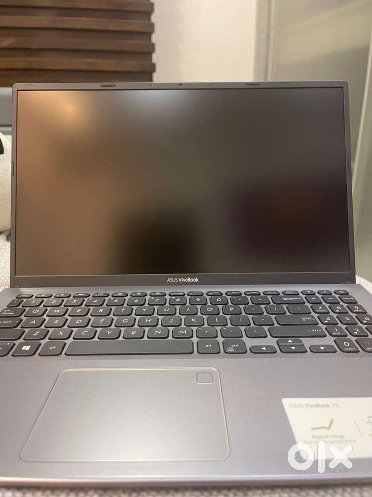 ASUS VivoBook 15, Intel i7 10th gen processor.