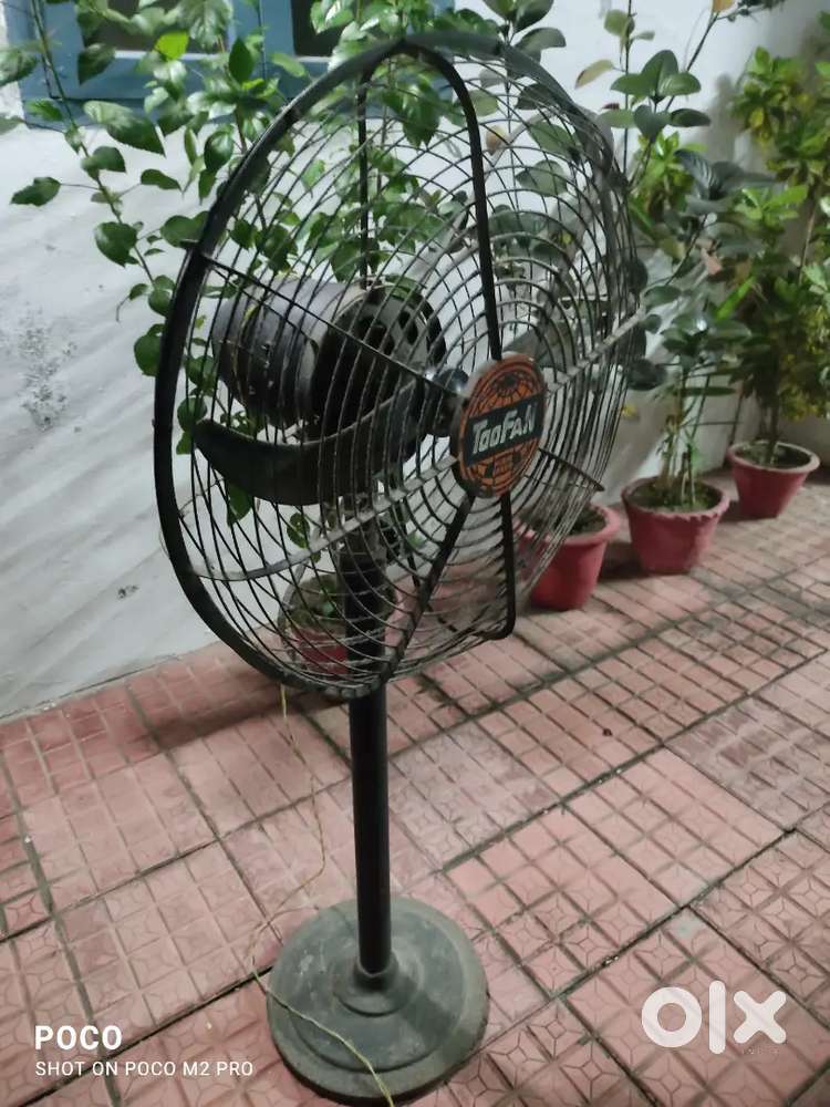 Toofan fan in working condition