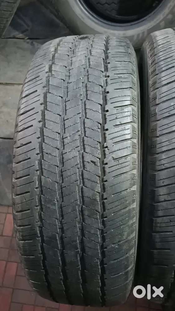 Scorpio n Audi Q7 thar 255 60 R 18