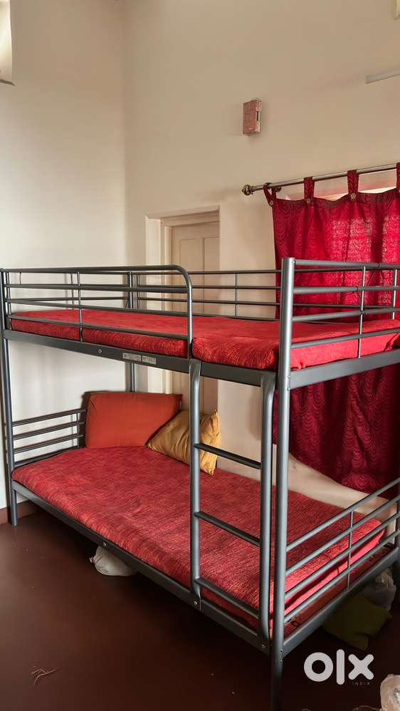 Bunk bed - ikea with plywood base