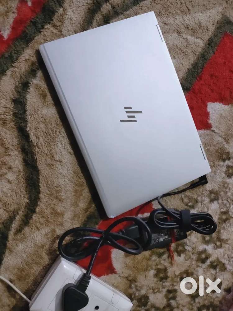 HP elitebook 1030 g2 core i5 7th generation