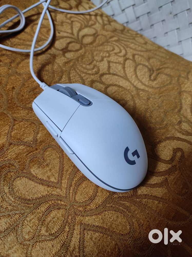 Logitech G102 Wired Gaming Mouse White