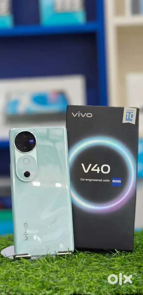 VIVO V40 ( 8/256 ) WITH BOX