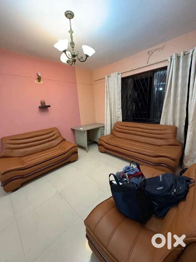Fully furnished 2 bhk fat rent prime area kowdiar jn