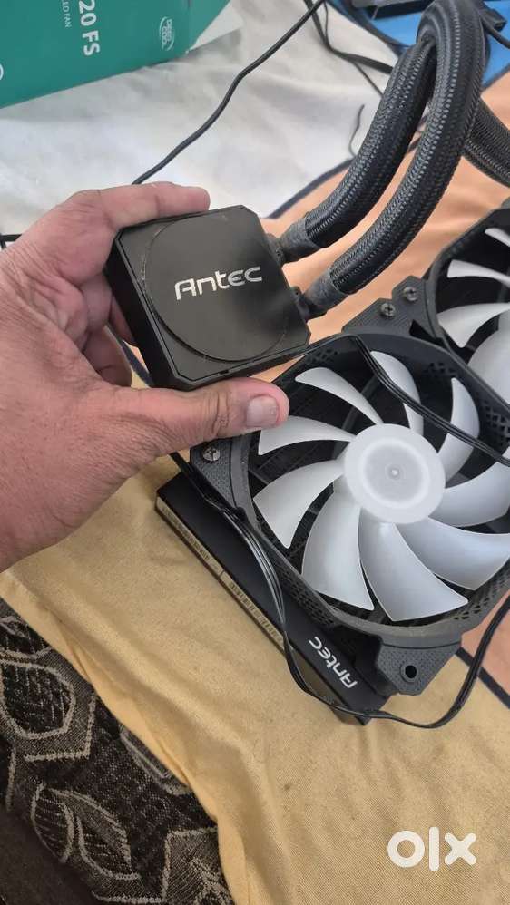 Antec liquid collent with ant esports new set of 3 rgb fan