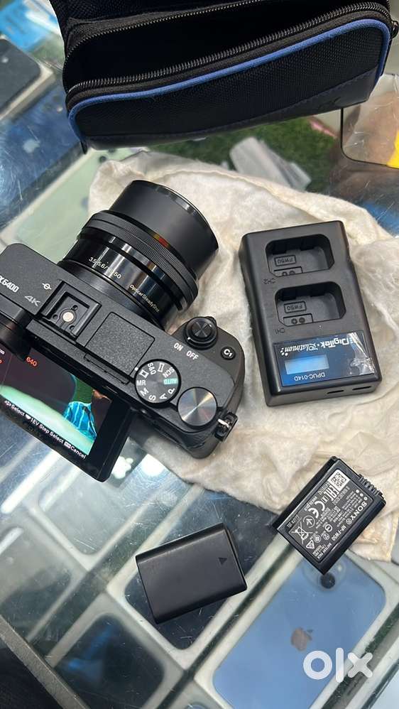 Sony 6400 lans 16.  50.