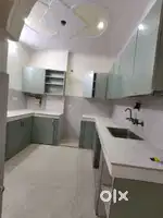2BHK 100 GAJ INDEPENDENT BUILDER FLAT AVAILABLE FOR RENT IN DWARKA MOR
