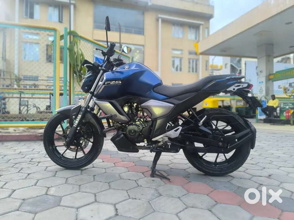 Yamaha Fzs
