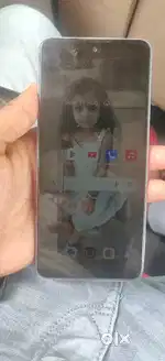 Display l pe aak line hai baki sab thik hai