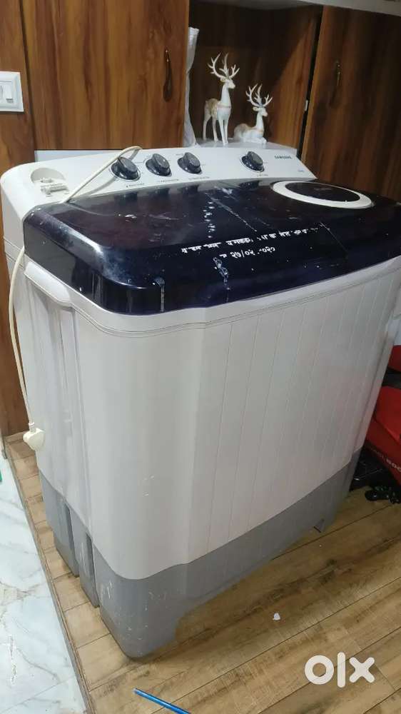 Samsung Semi automatic washing machine