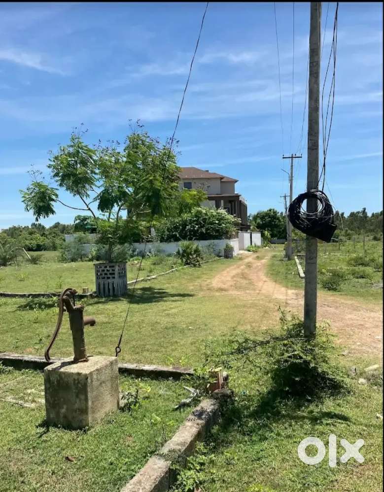 Plot in padapai in gated community