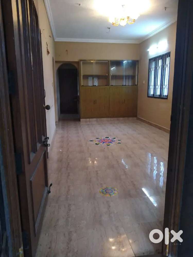 Lease Double Bedroom, 24x7 metro water , Quite family friendly area