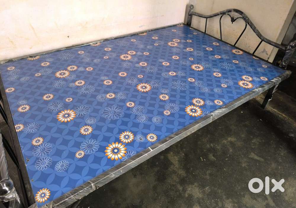 6x4 Iron Cot Plywood Base