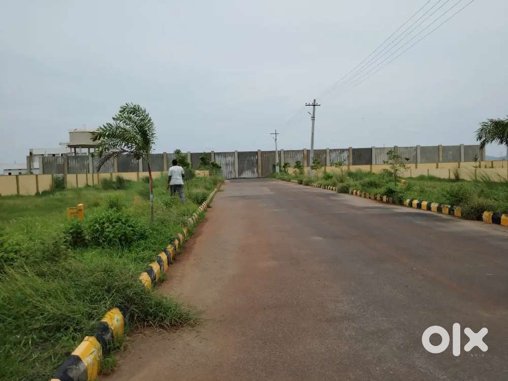 Penamaluru CRDA plots for sale