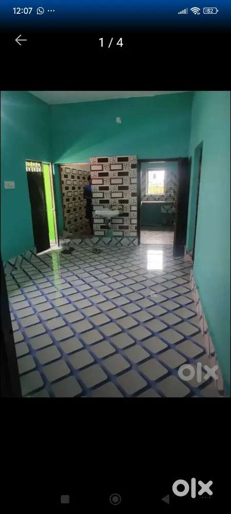 2 BHK House for rent with tile floors, 24/7 water supply