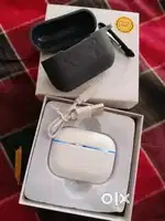 Stylish Wireless Bluetooth Earbuds | TWS with Charging Case