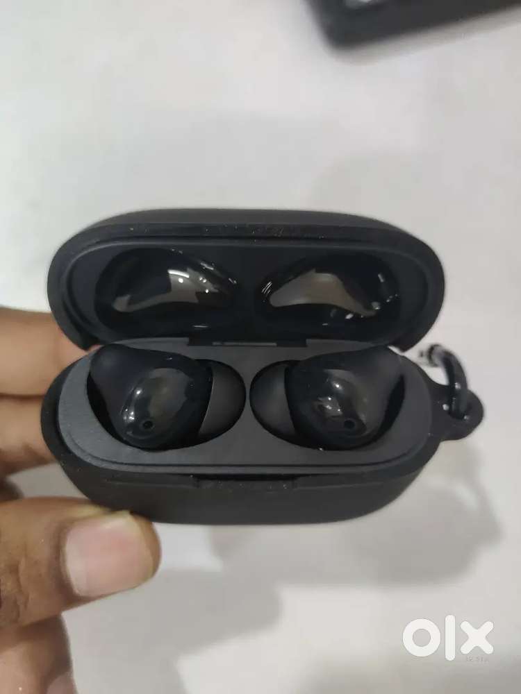 Realme T310 Airbuds