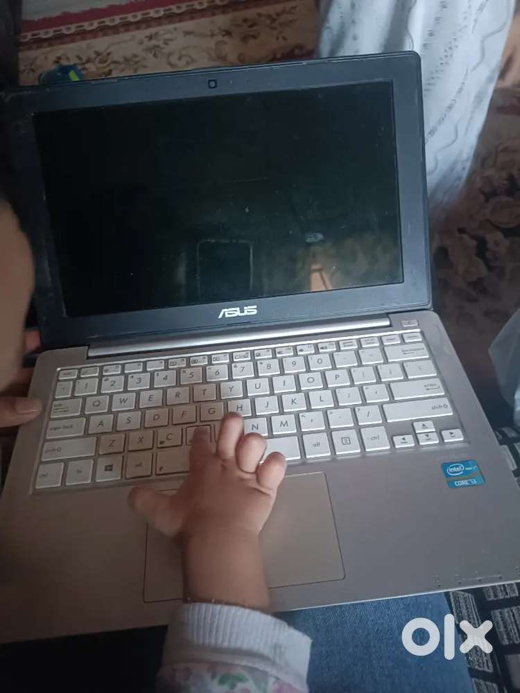 Asus laptop for sale in cheap price with SSD very high fast
