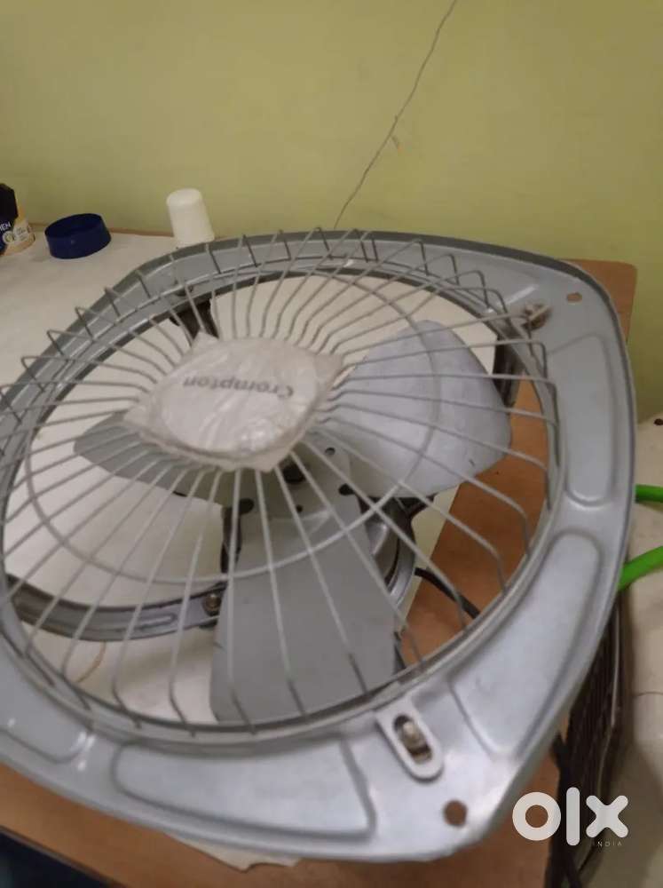 Crompton 9 inch exhaust fan