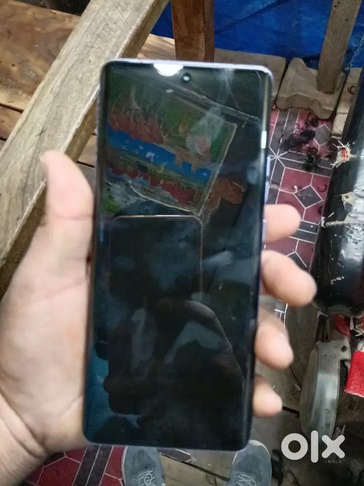 Moto g Ram 8+8 memory 256 bill box charger