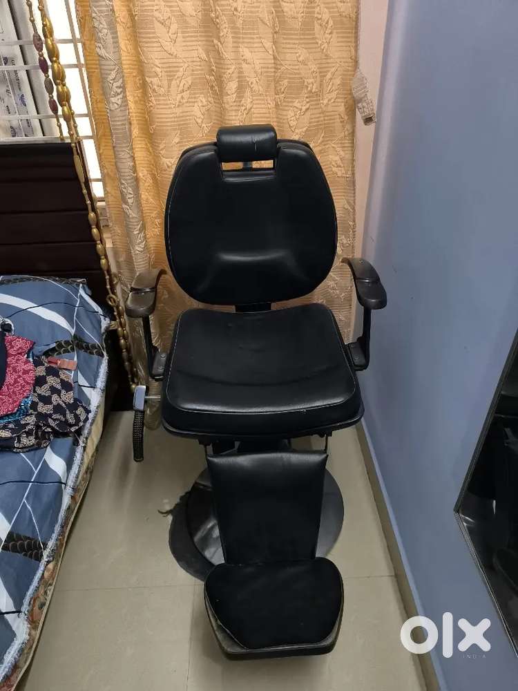 Parlour chair