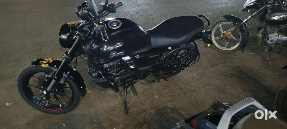 cash m liya tha but paiso ki jarurat h isliye sell karna pad rha hai