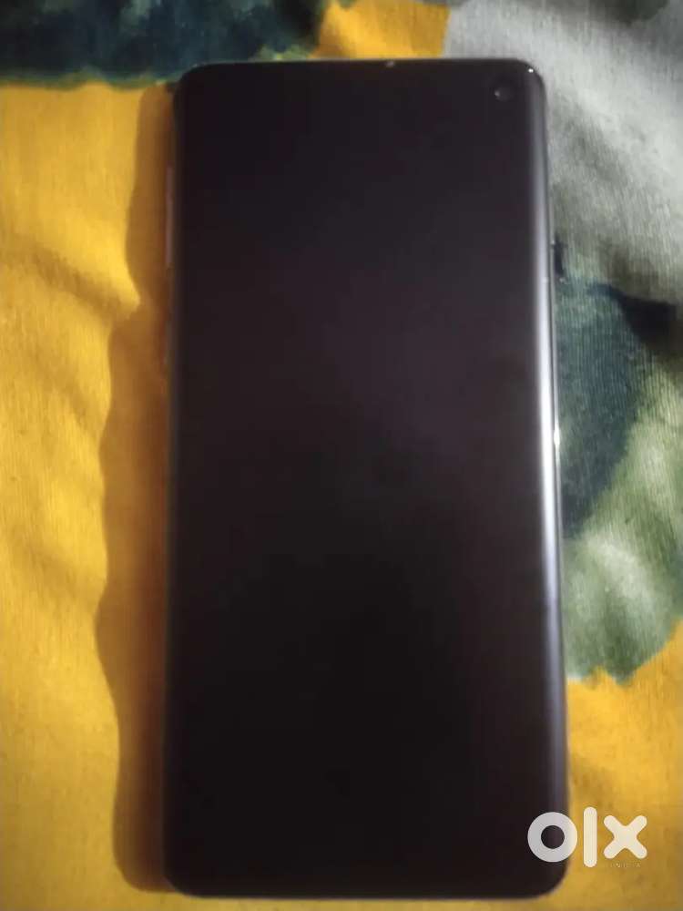Samsang s10 4G Ram 8GB    128 Rom GB