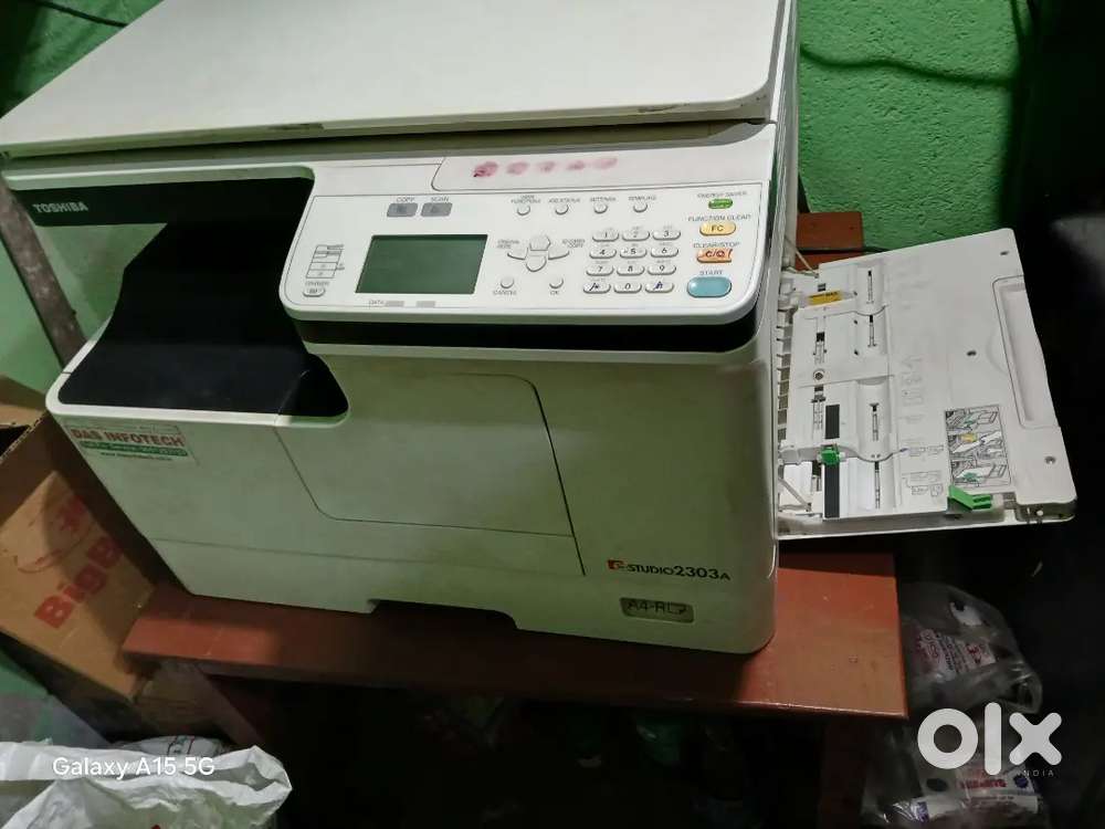 TOSHIBA E-STUDUO 2303A XEROX MACHINE 24 PPM WITH DUPLEX UNIT