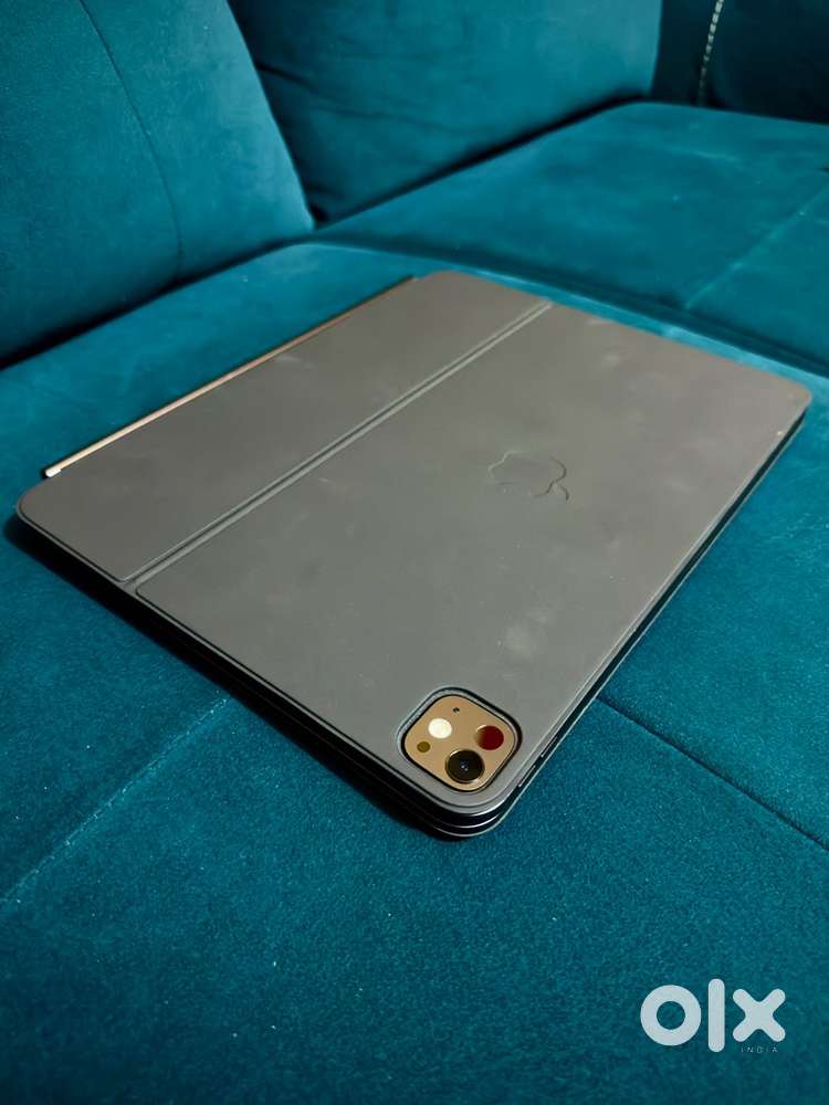  Apple iPad Pro M4 (13-inch, 256GB) 2024 + Magic Keyboard