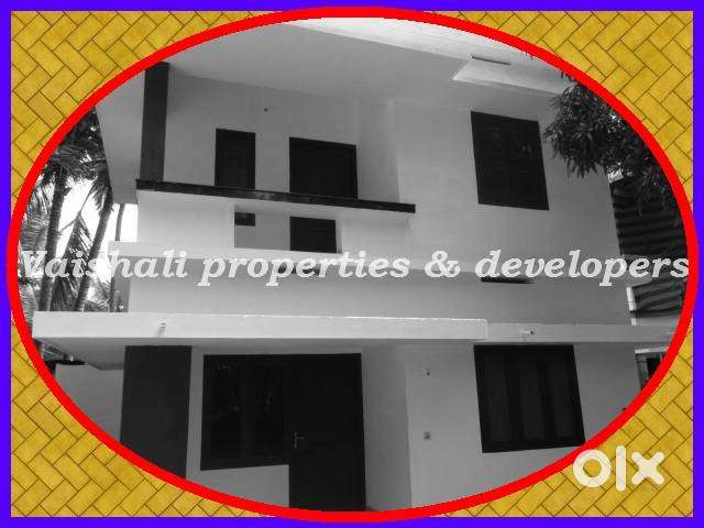 3 bedroom, 3 bath SEMI FURNISHED House for RENT - Eranhipalam Junction