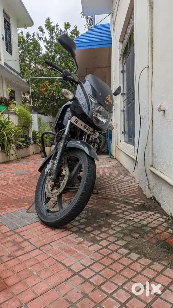 Pulsar 150