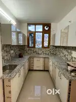 Indipendent without owner 3bhk flat cross road mall dilaram chowk
