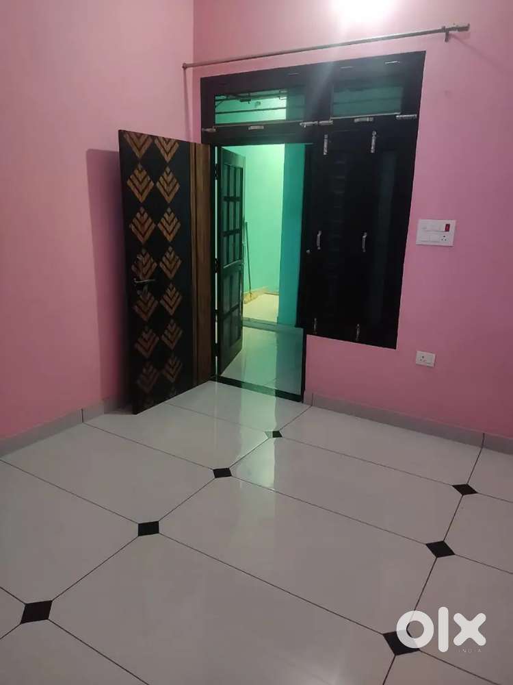 1 room set with attached kitchen