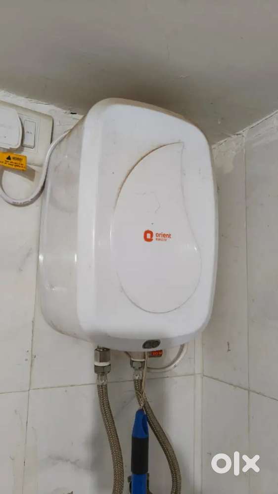 Orient 3L instant geyser water heater