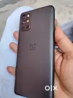 Oneplus 9r 5g 8 gb ram 128 memory brand new condition