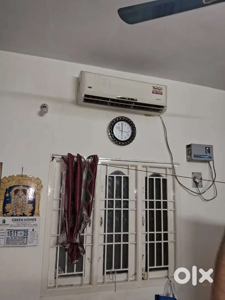 Carrier 1.5 ton AC for selling as we bought new AC